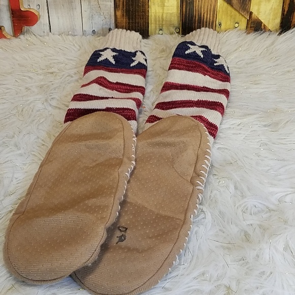 American Slippers - Picture 4 of 4